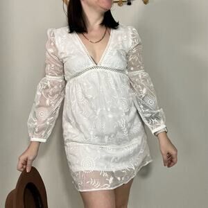 Loveriche White Floral Embroidery Mini Dress Size Small